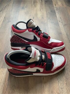 Nike Red White Black Low Strap Athletic Sneakers
